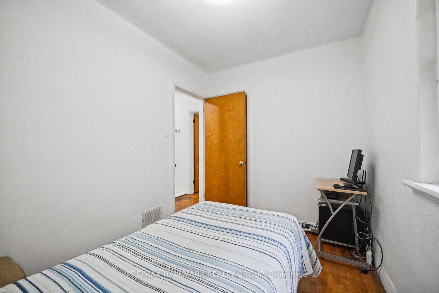 Photo 21 of 234 Columbus Avenue, Ottawa, Overbrook/Castle Heights — HOMEH