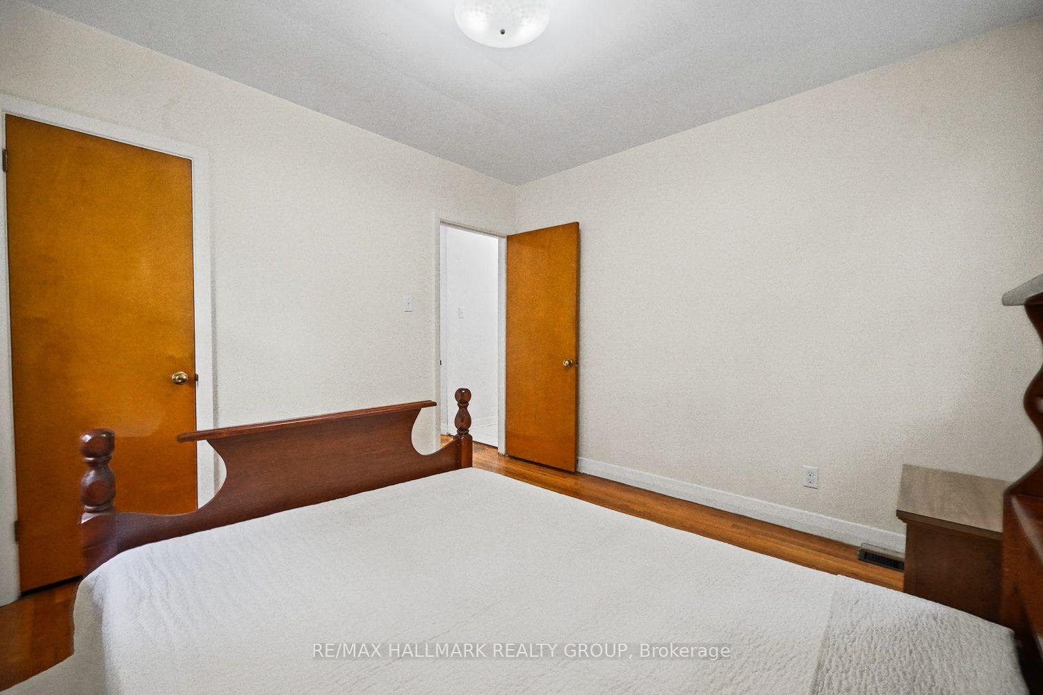 Photo 23 of 234 Columbus Avenue, Ottawa, Overbrook/Castle Heights — HOMEH