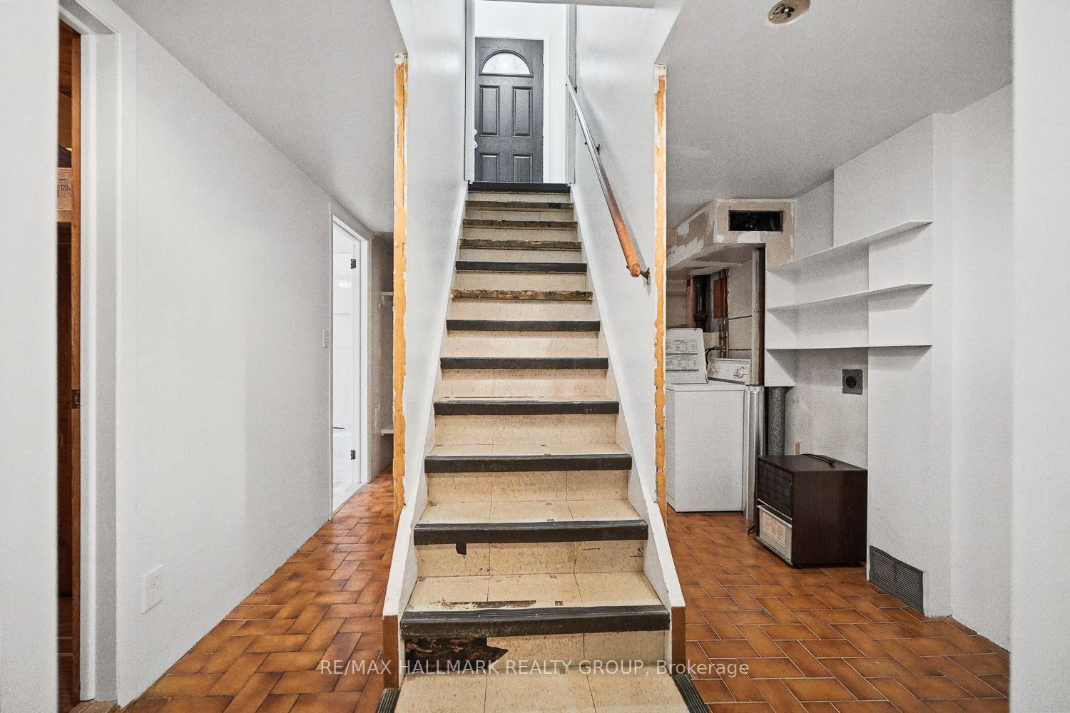 Photo 26 of 234 Columbus Avenue, Ottawa, Overbrook/Castle Heights — HOMEH