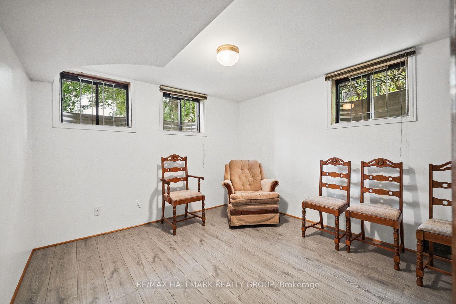 Photo 32 of 234 Columbus Avenue, Ottawa, Overbrook/Castle Heights — HOMEH