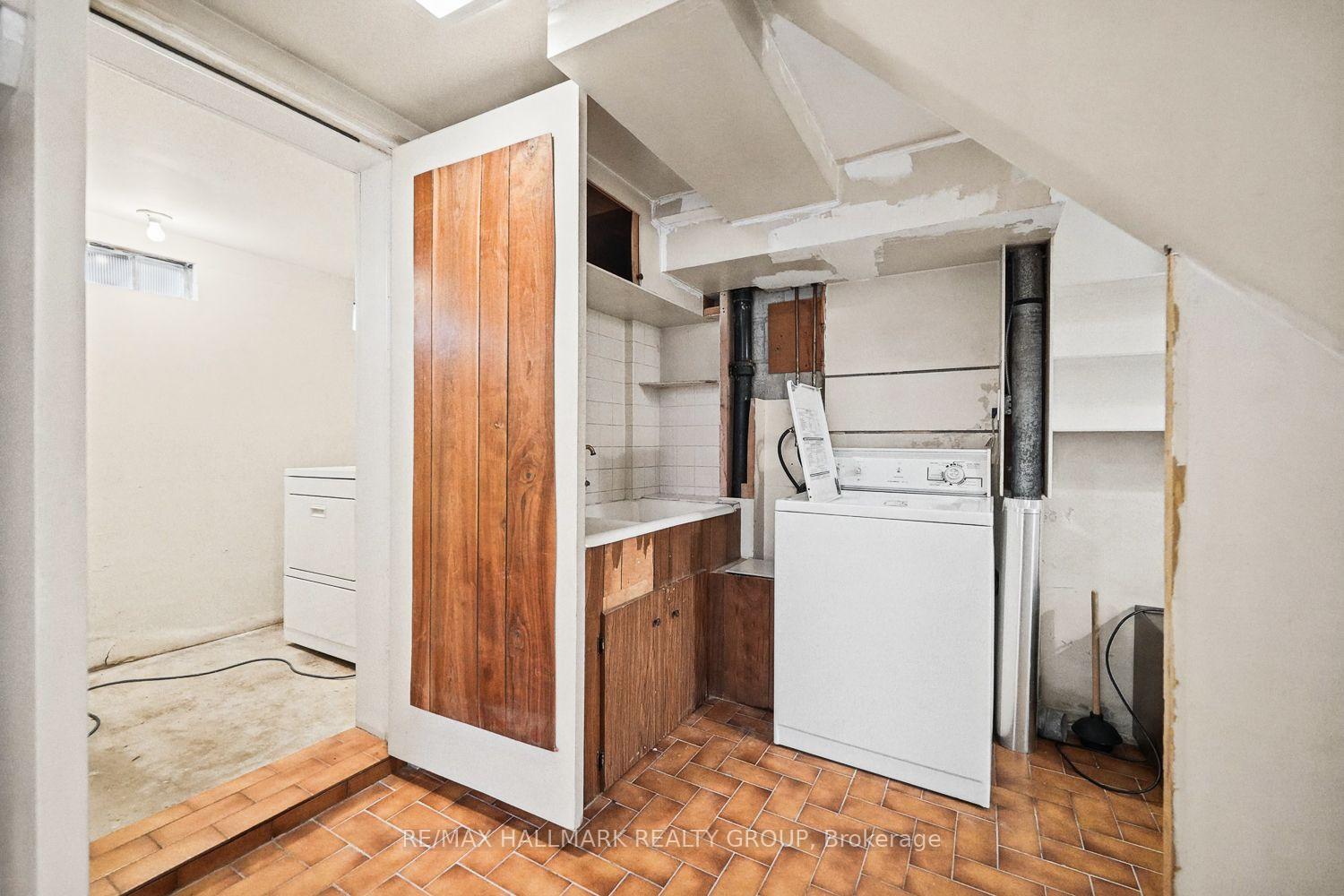 Photo 35 of 234 Columbus Avenue, Ottawa, Overbrook/Castle Heights — HOMEH