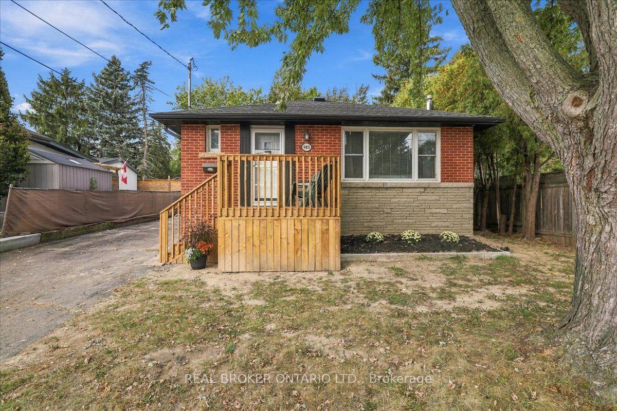 Photo of 480 Rosseau Road