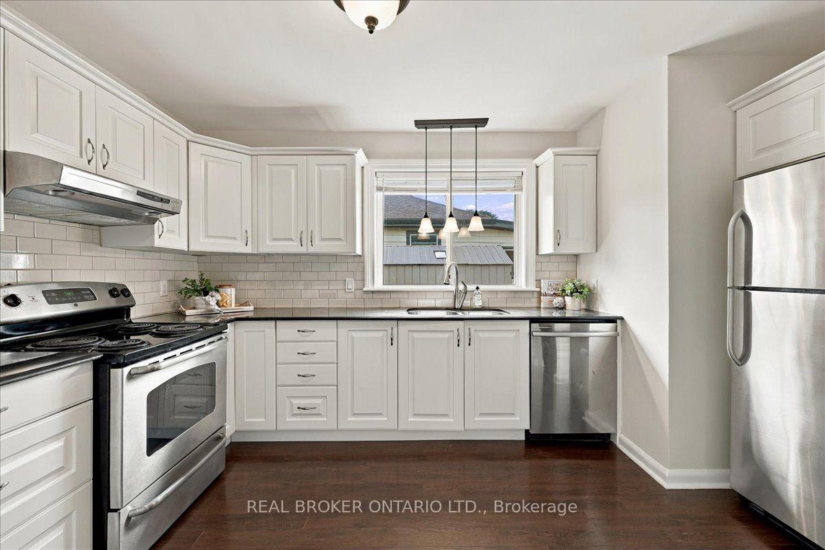 Photo 8 of 480 Rosseau Road, Hamilton, Rosedale — HOMEH