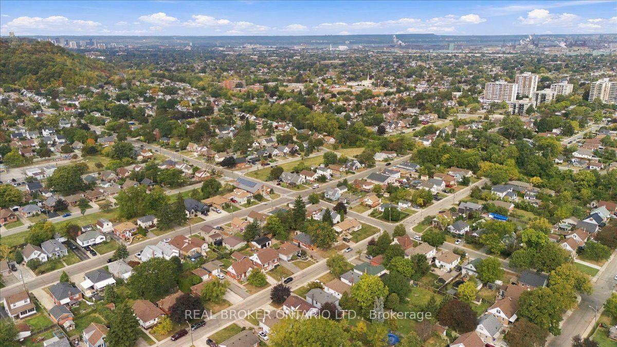 Photo 32 of 480 Rosseau Road, Hamilton, Rosedale — HOMEH