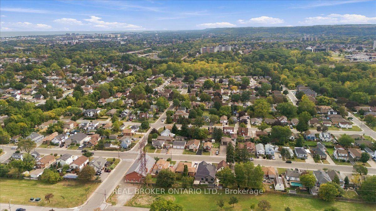 Photo 34 of 480 Rosseau Road, Hamilton, Rosedale — HOMEH