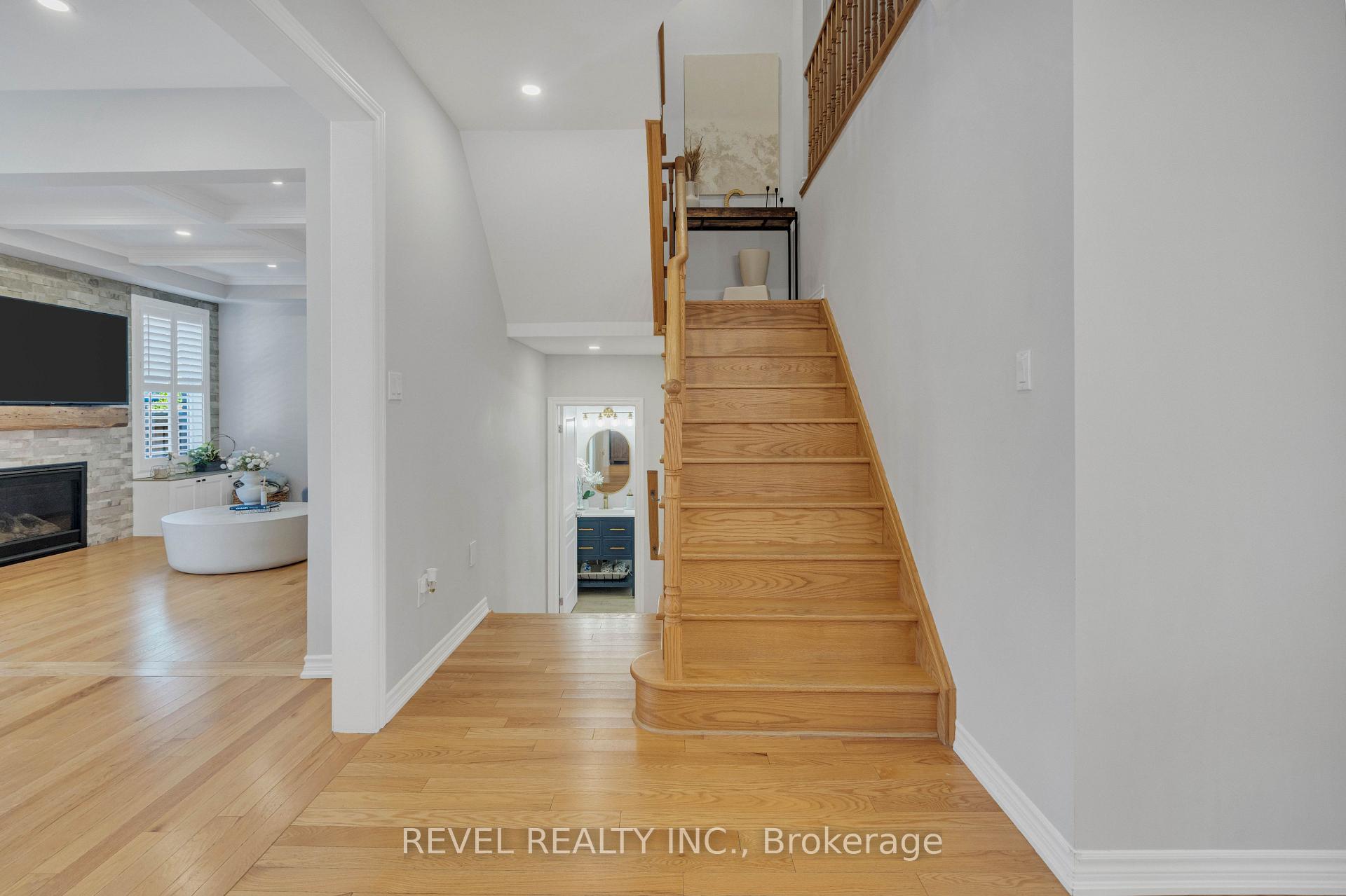 Photo 16 of 6 Mckay Avenue, New Tecumseth, Tottenham — HOMEH