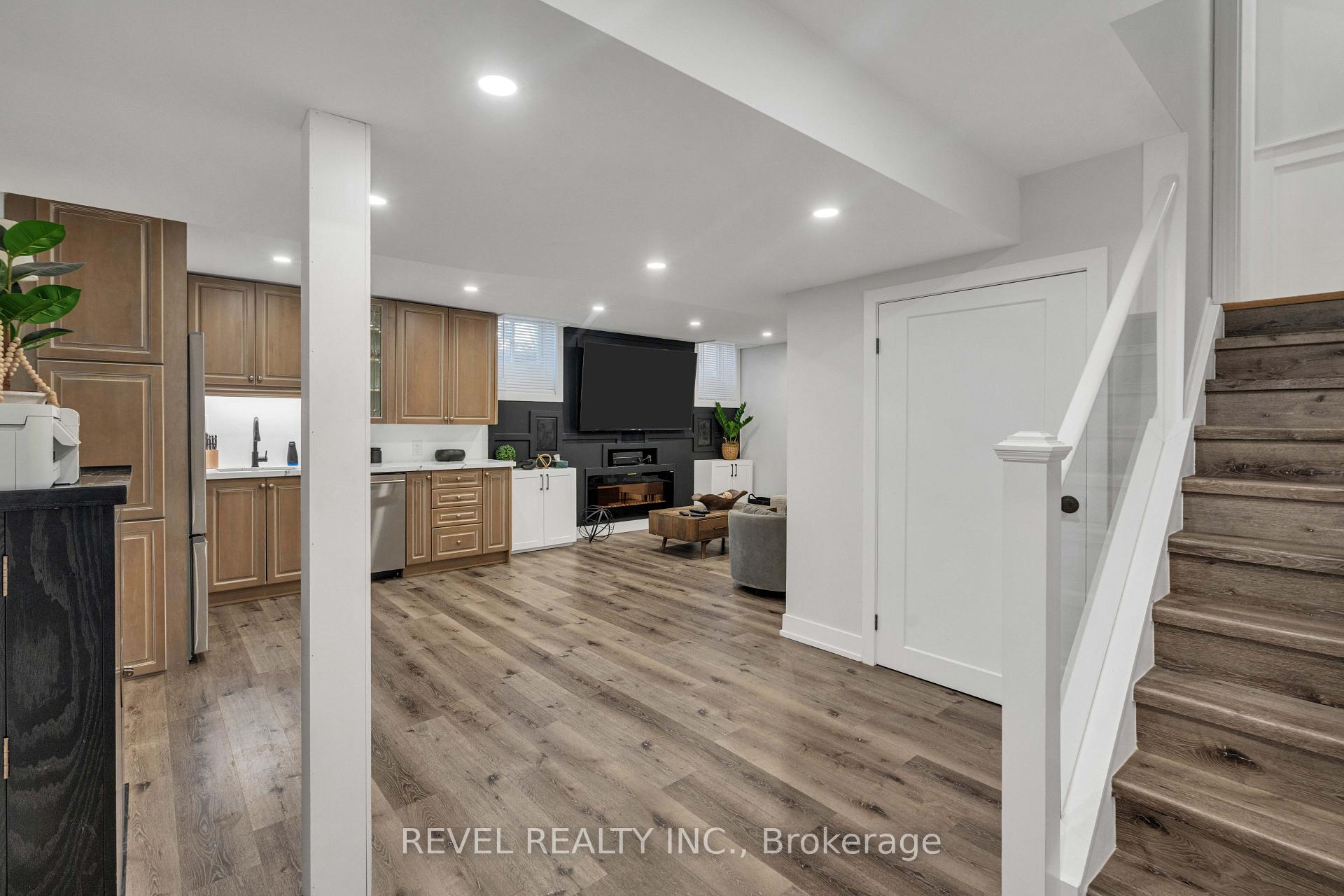Photo 25 of 6 Mckay Avenue, New Tecumseth, Tottenham — HOMEH