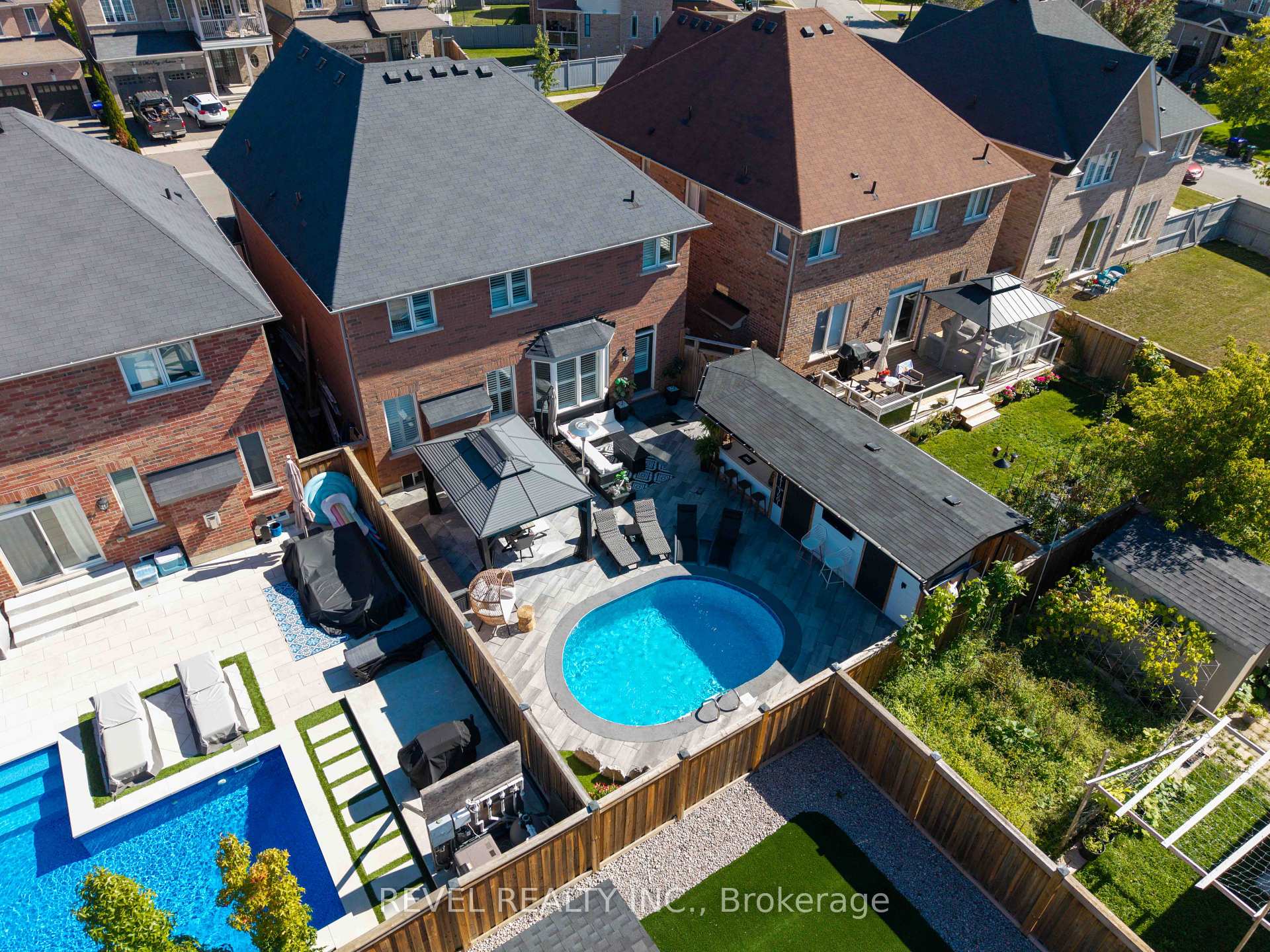 Photo 36 of 6 Mckay Avenue, New Tecumseth, Tottenham — HOMEH