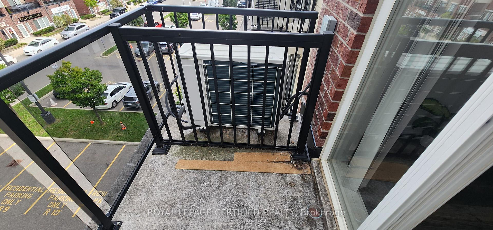 Photo 4 of Unit 416, 54 Sky Harbour Drive, Brampton, Bram West — HOMEH