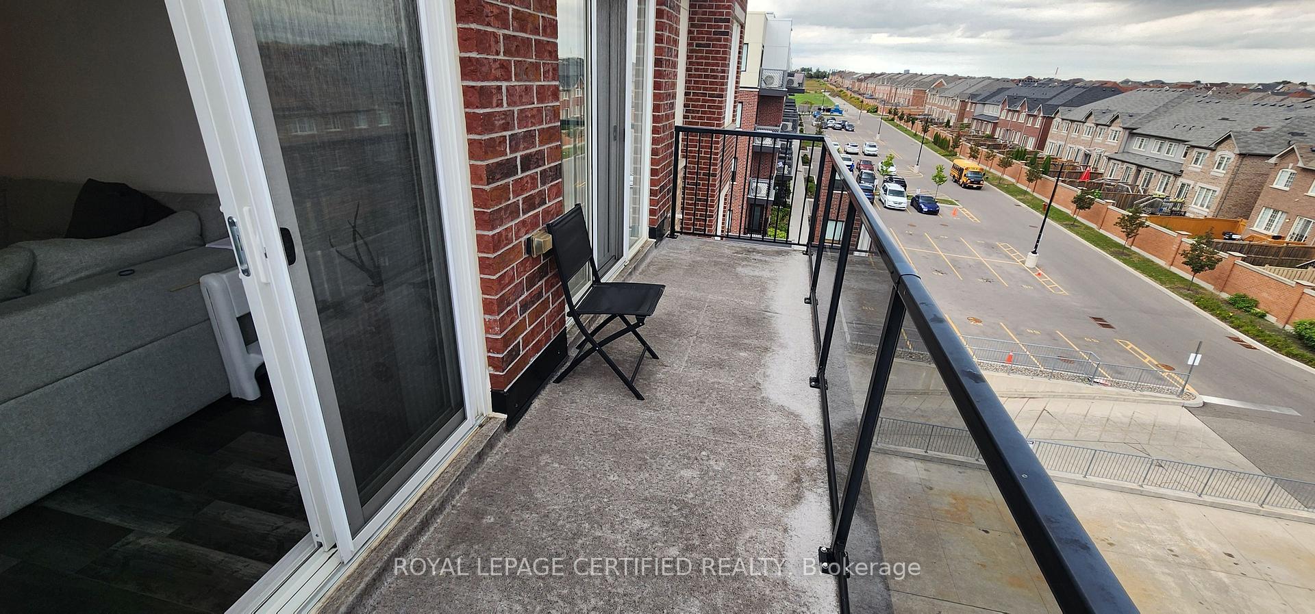 Photo 5 of Unit 416, 54 Sky Harbour Drive, Brampton, Bram West — HOMEH
