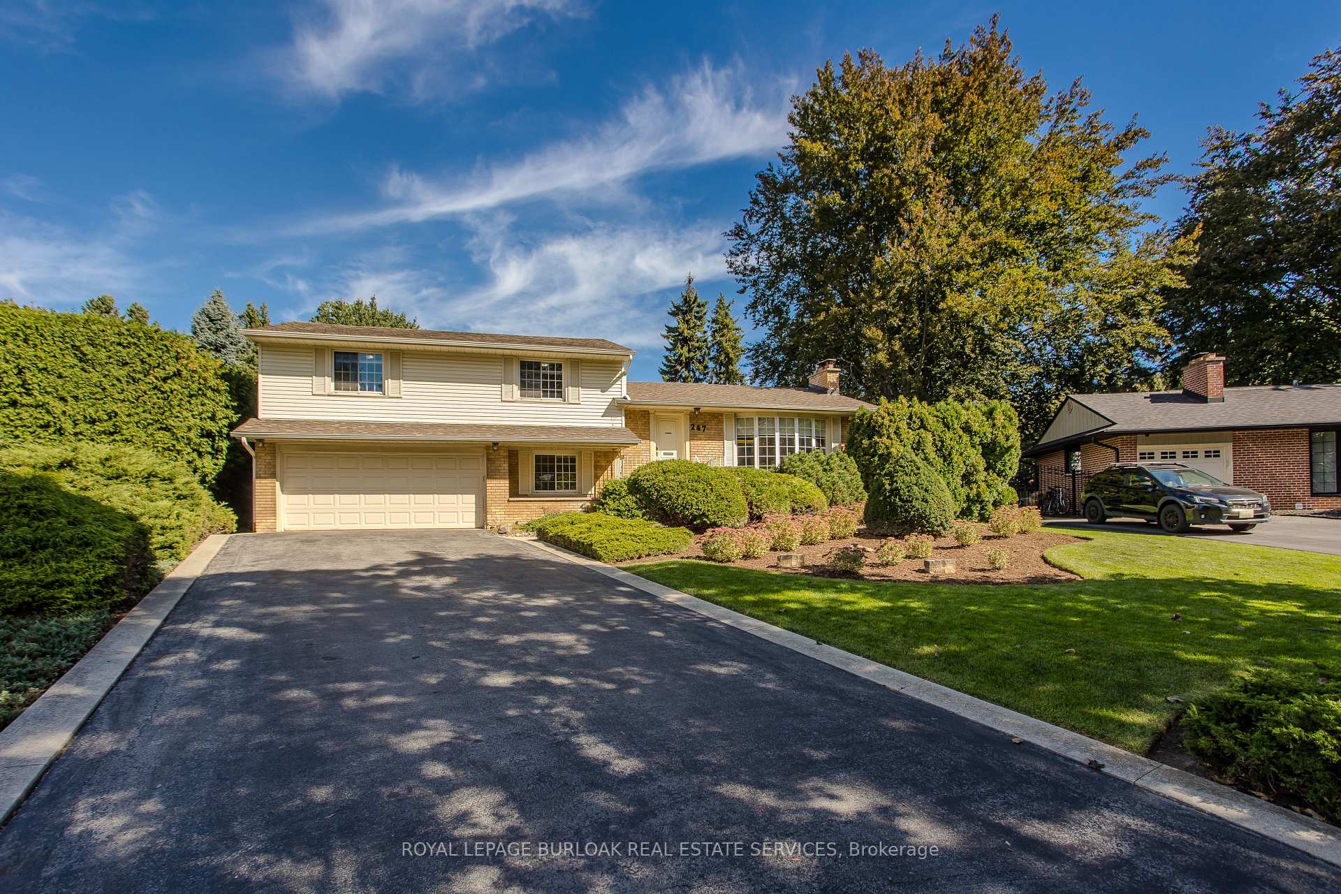 Photo 1 of 247 Walden Drive, Burlington, Roseland — HOMEH