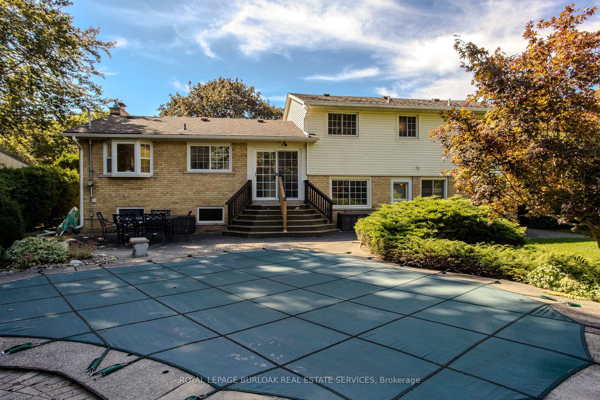 Photo 4 of 247 Walden Drive, Burlington, Roseland — HOMEH