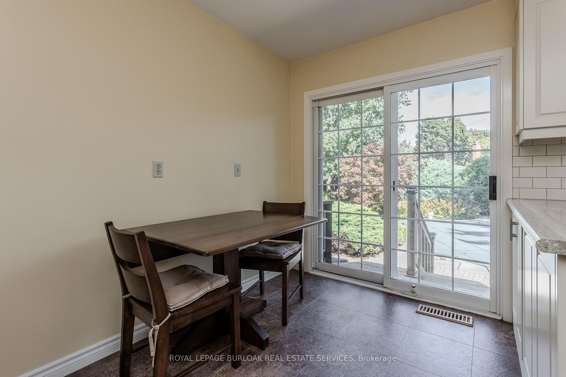 Photo 17 of 247 Walden Drive, Burlington, Roseland — HOMEH