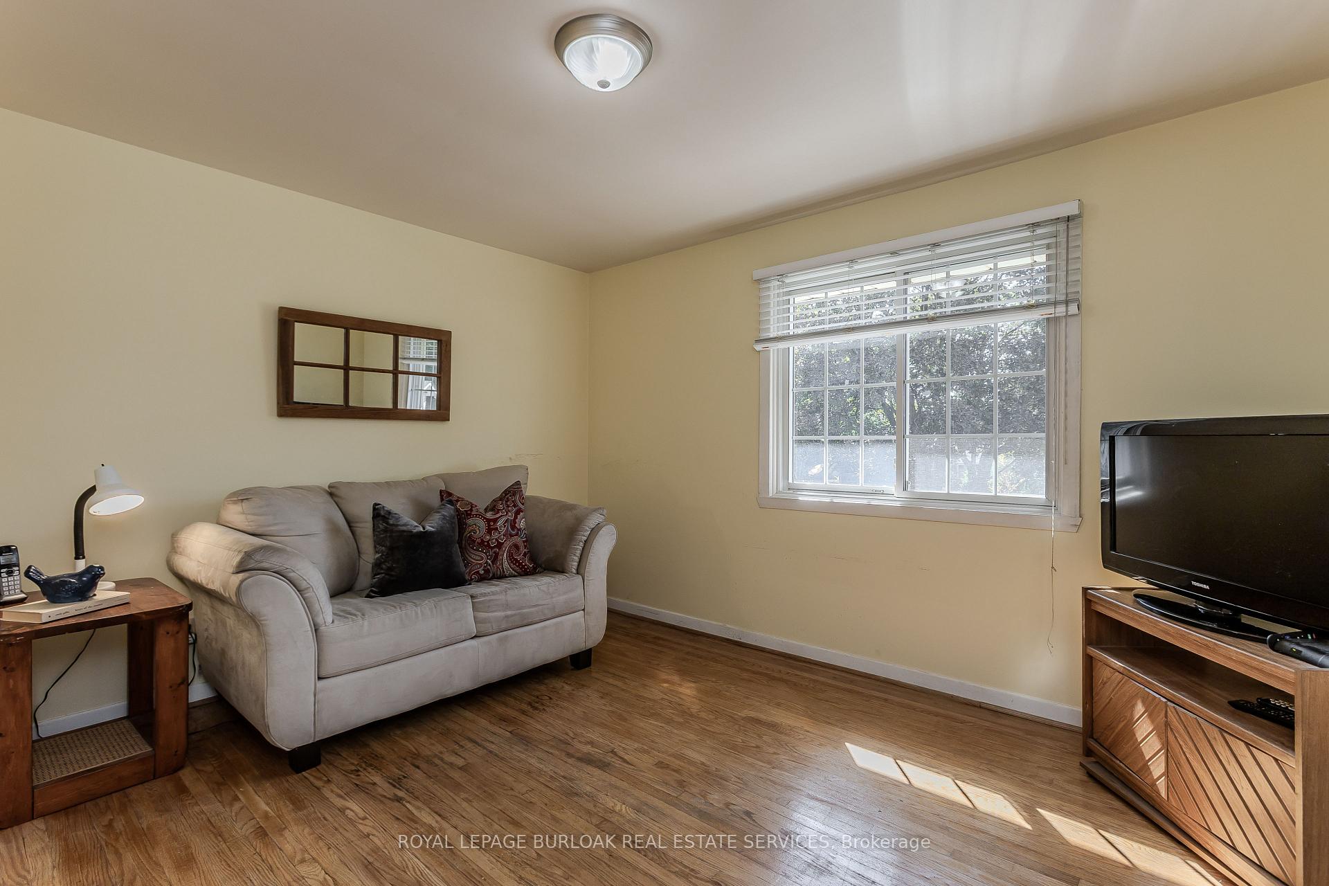 Photo 22 of 247 Walden Drive, Burlington, Roseland — HOMEH