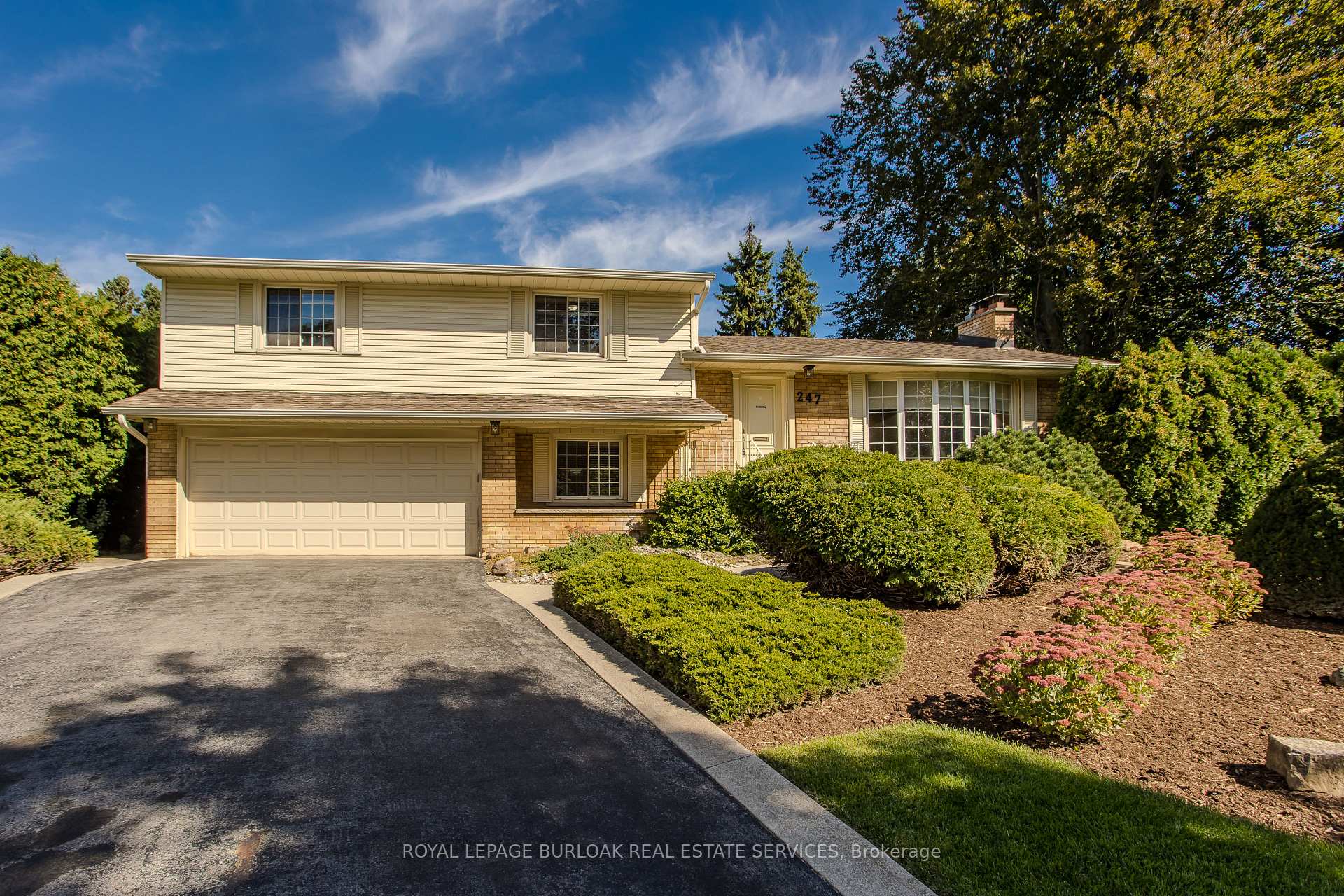 Photo 30 of 247 Walden Drive, Burlington, Roseland — HOMEH