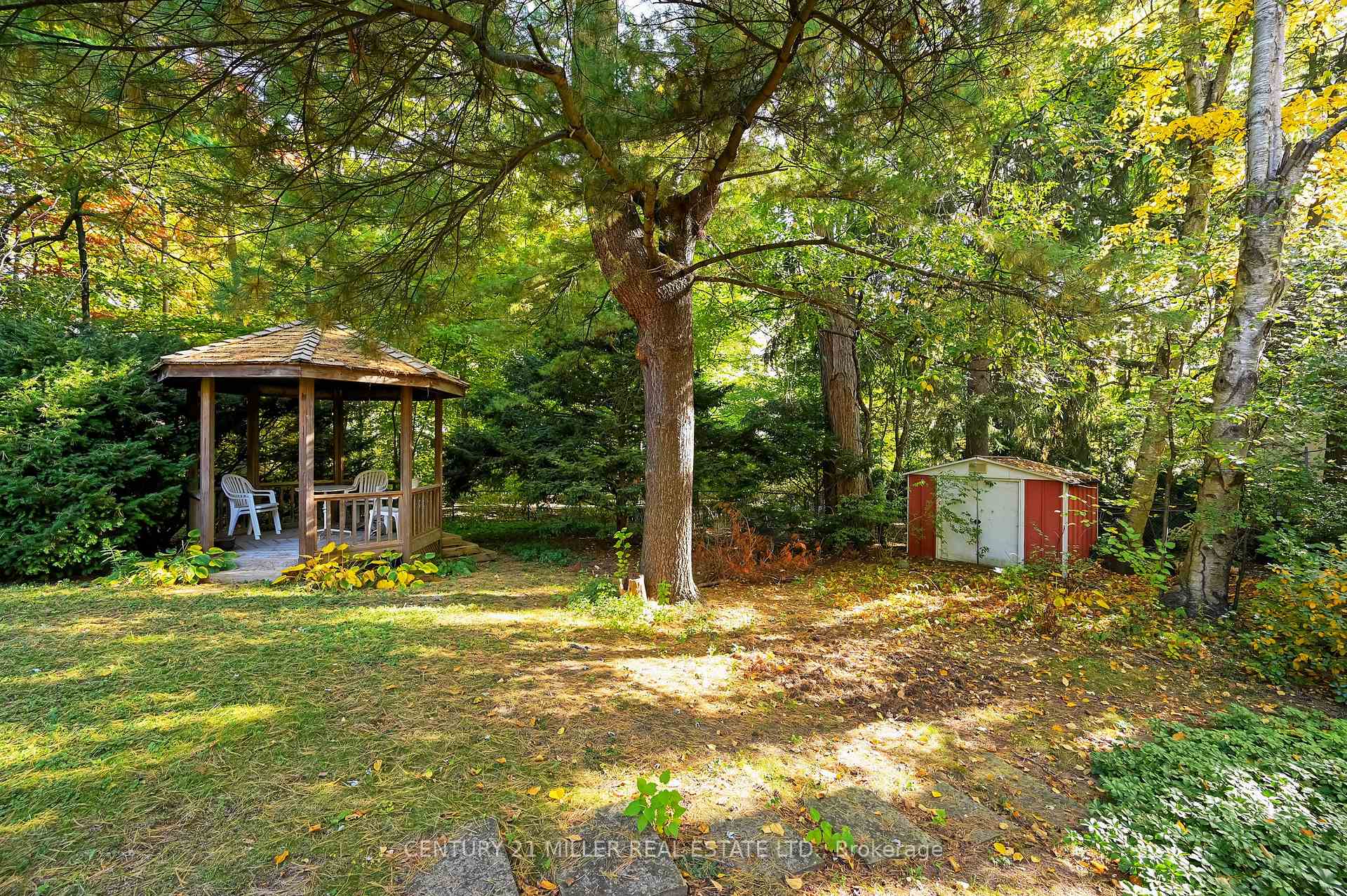 Photo 11 of 1296 Cumnock Crescent, Oakville, Morrison — HOMEH