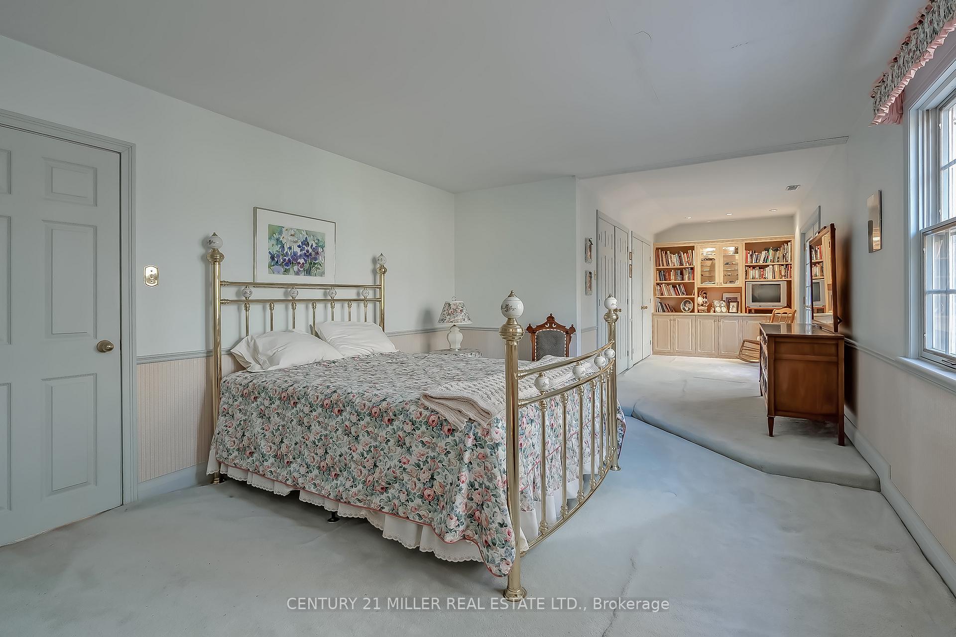 Photo 26 of 1296 Cumnock Crescent, Oakville, Morrison — HOMEH