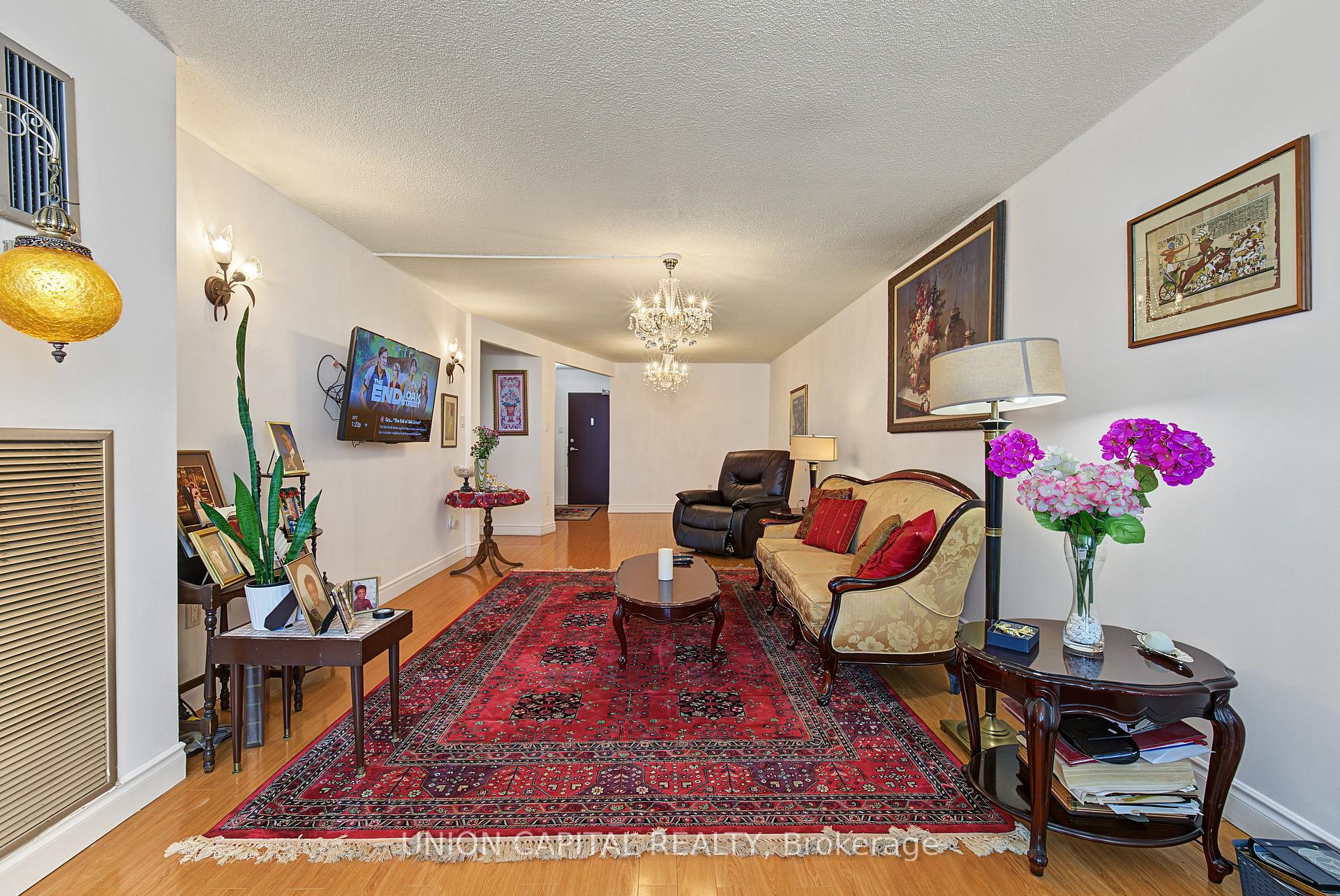 Photo 4 of Unit 1402, 3303 Don Mills Road, North York, Don Valley Village — HOMEH