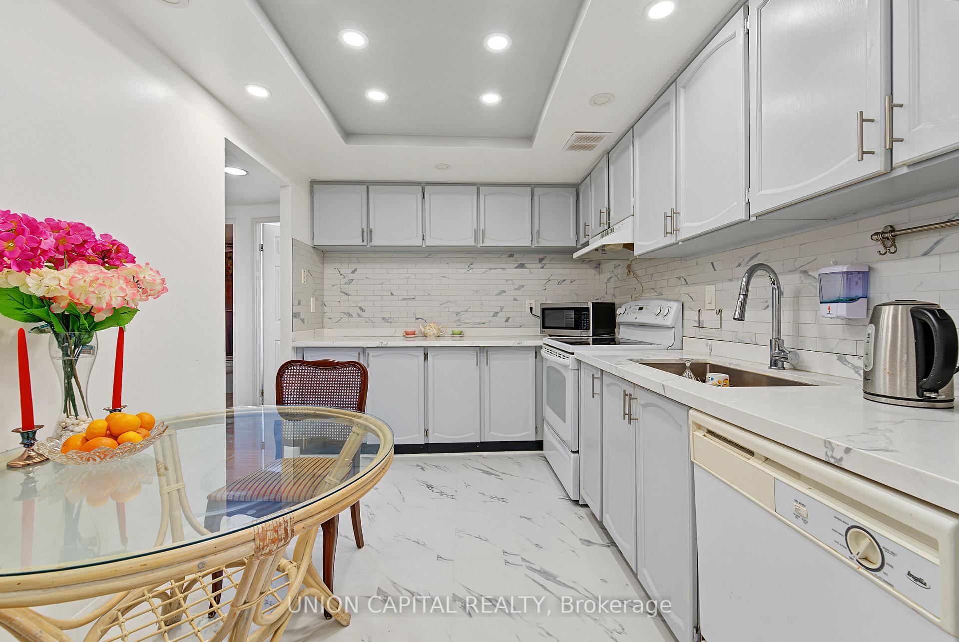Photo 16 of Unit 1402, 3303 Don Mills Road, North York, Don Valley Village — HOMEH