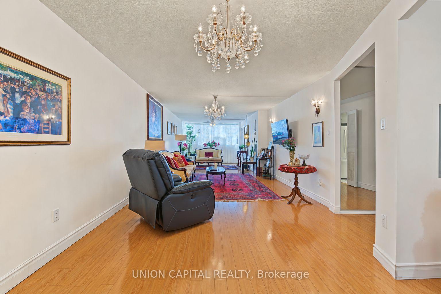 Photo 8 of Unit 1402, 3303 Don Mills Road, North York, Don Valley Village — HOMEH