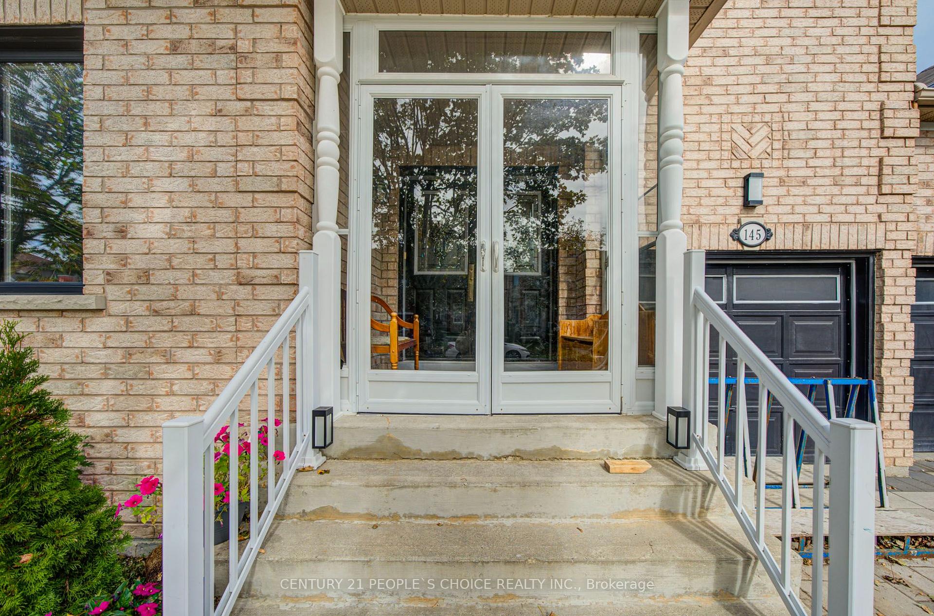 Photo 3 of 145 Trailhead Avenue, Newmarket, Woodland Hill — HOMEH