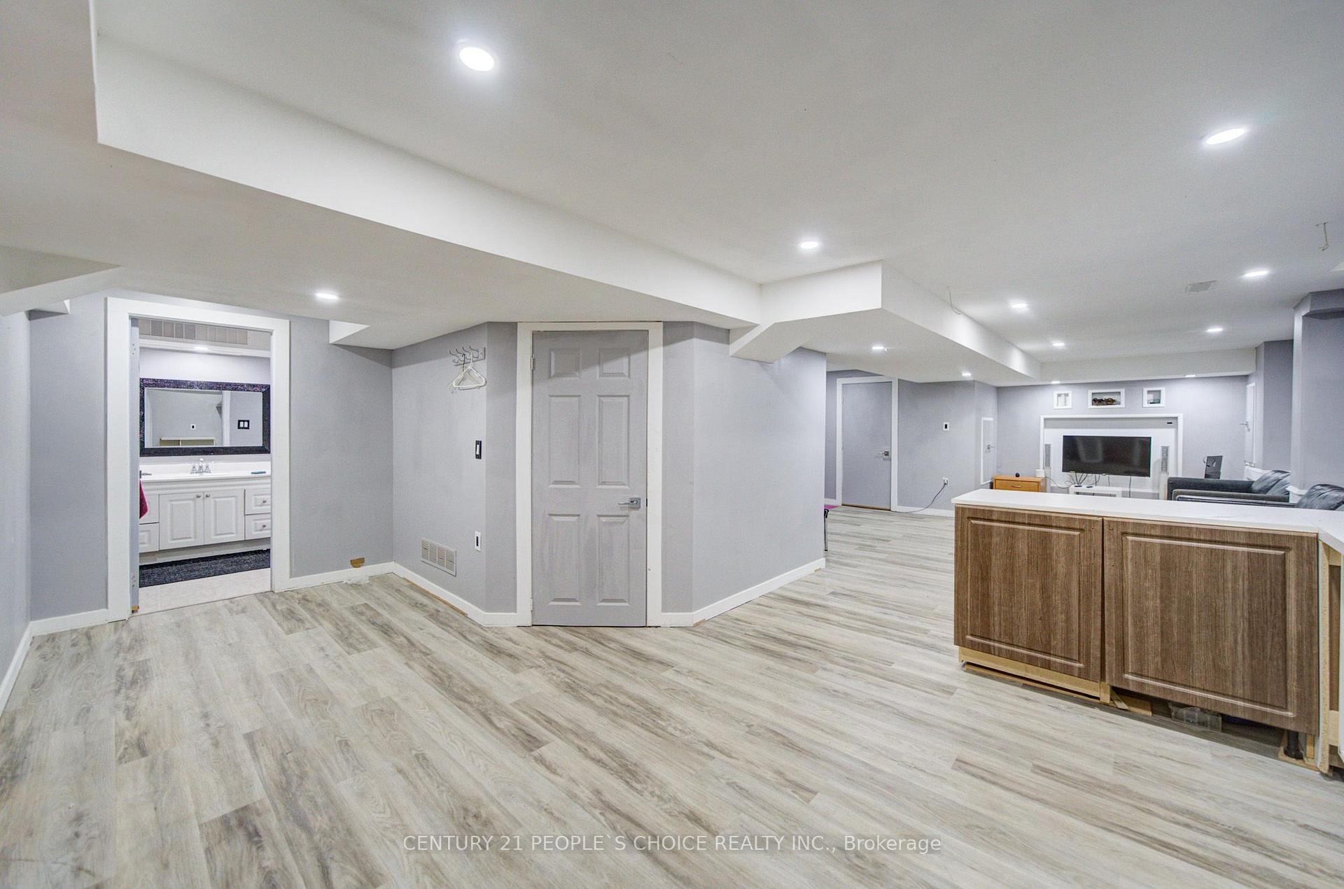 Photo 32 of 145 Trailhead Avenue, Newmarket, Woodland Hill — HOMEH