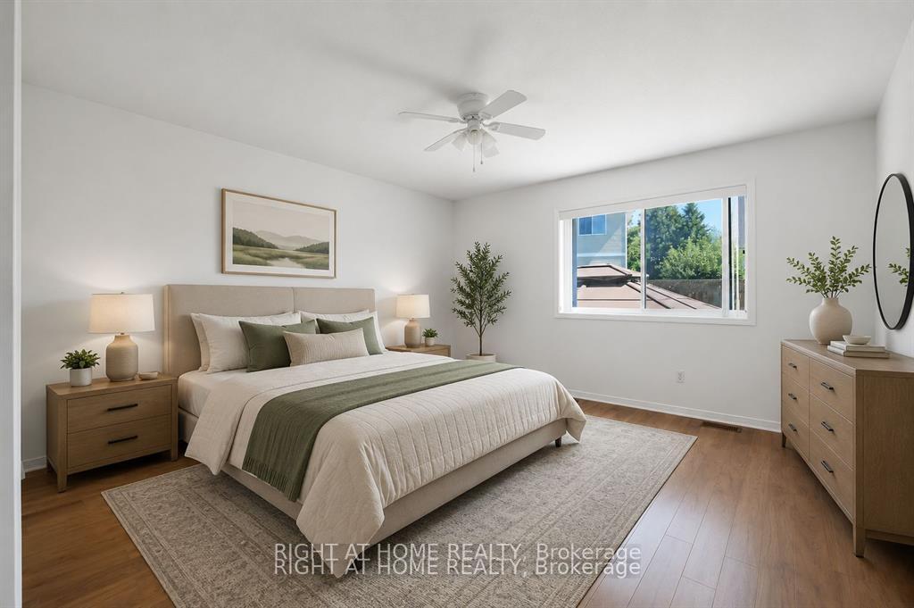 Photo 12 of 53 Yoho Drive, Ottawa, Kanata - Bridlewood — HOMEH
