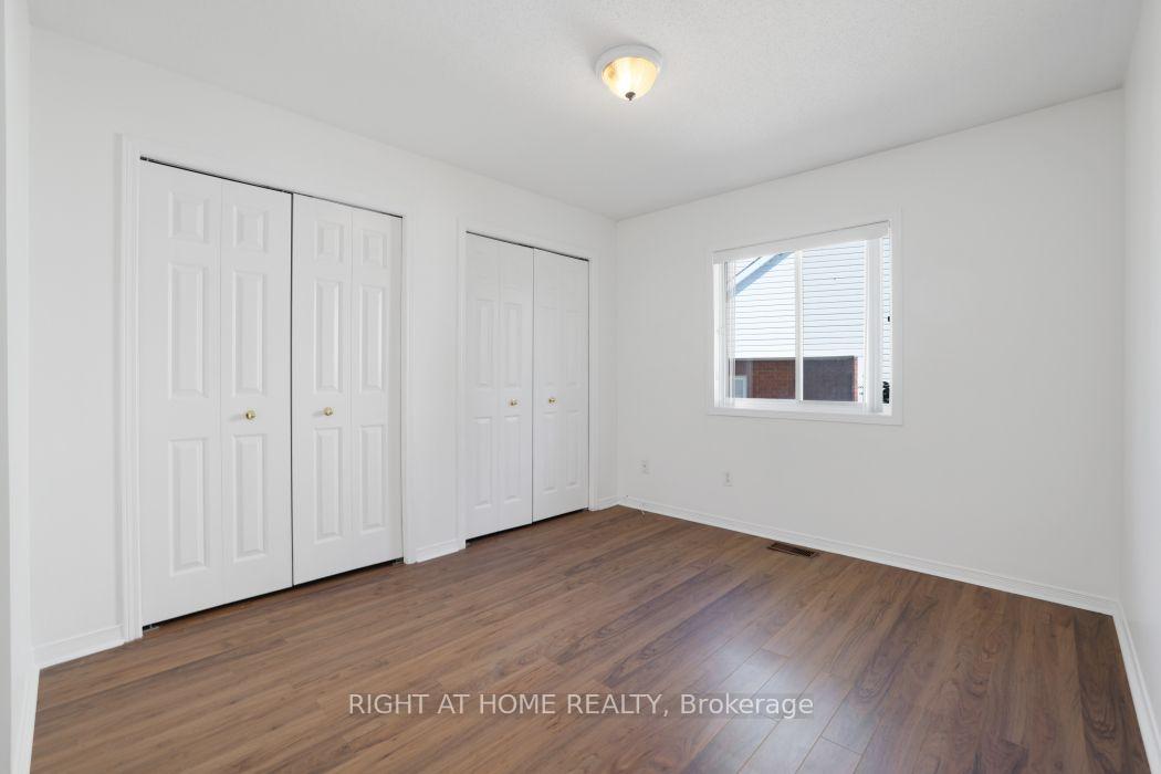 Photo 17 of 53 Yoho Drive, Ottawa, Kanata - Bridlewood — HOMEH