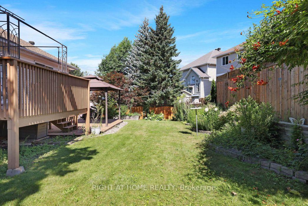 Photo 28 of 53 Yoho Drive, Ottawa, Kanata - Bridlewood — HOMEH