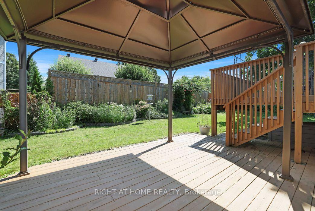 Photo 33 of 53 Yoho Drive, Ottawa, Kanata - Bridlewood — HOMEH