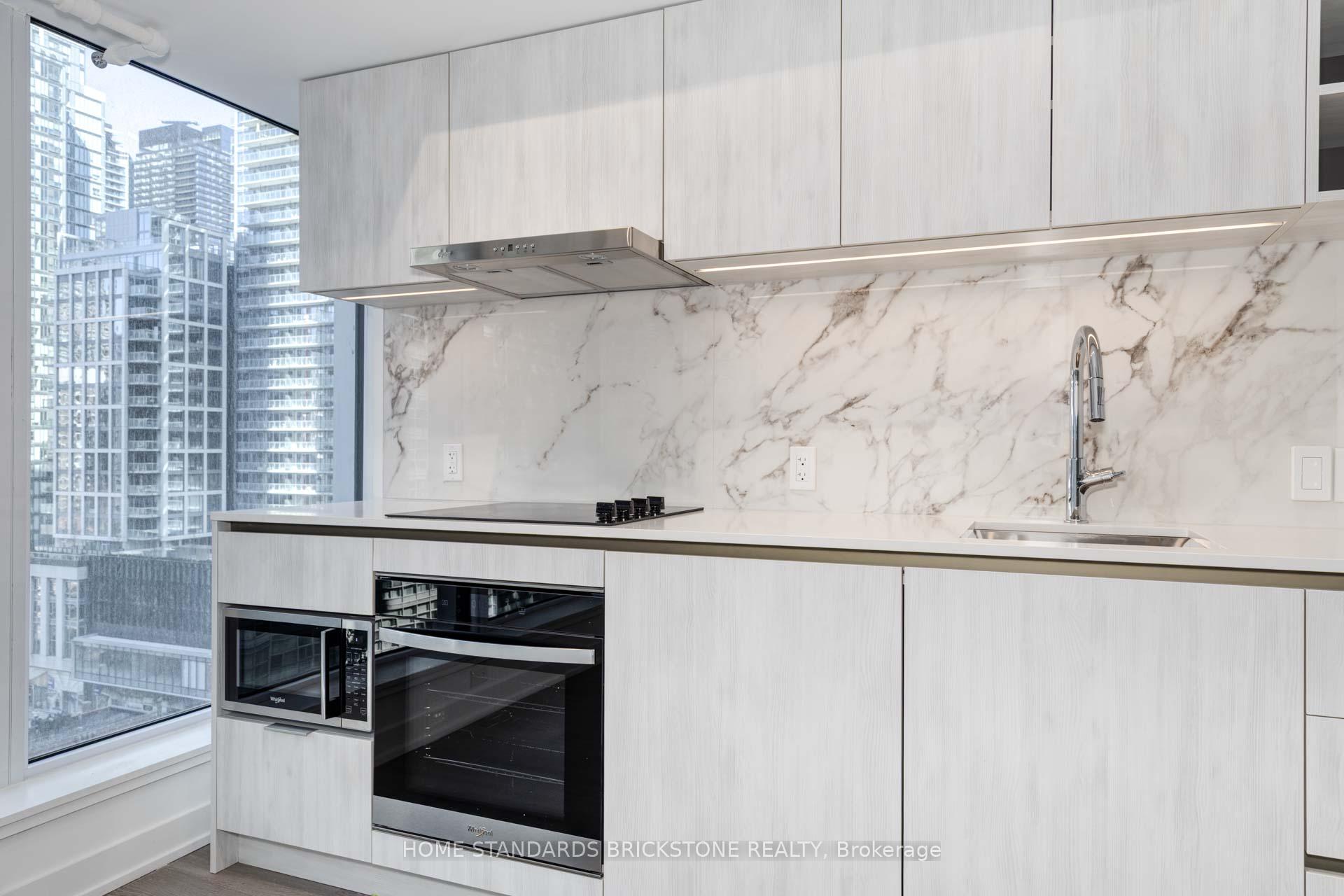 Photo 7 of Unit 1205, 8 Wellesley Street W, Toronto, Bay Street Corridor — HOMEH