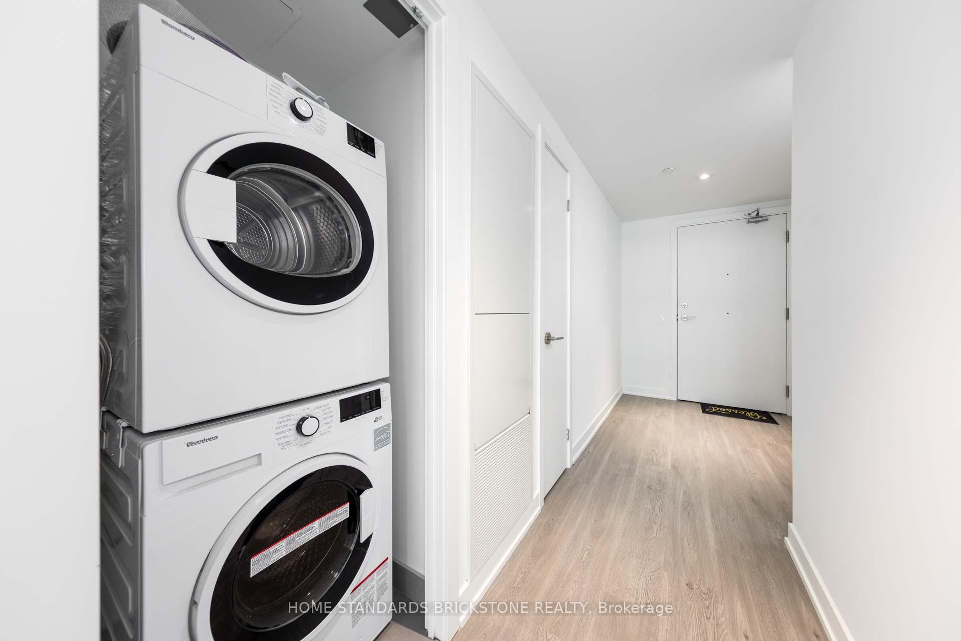 Photo 20 of Unit 1205, 8 Wellesley Street W, Toronto, Bay Street Corridor — HOMEH