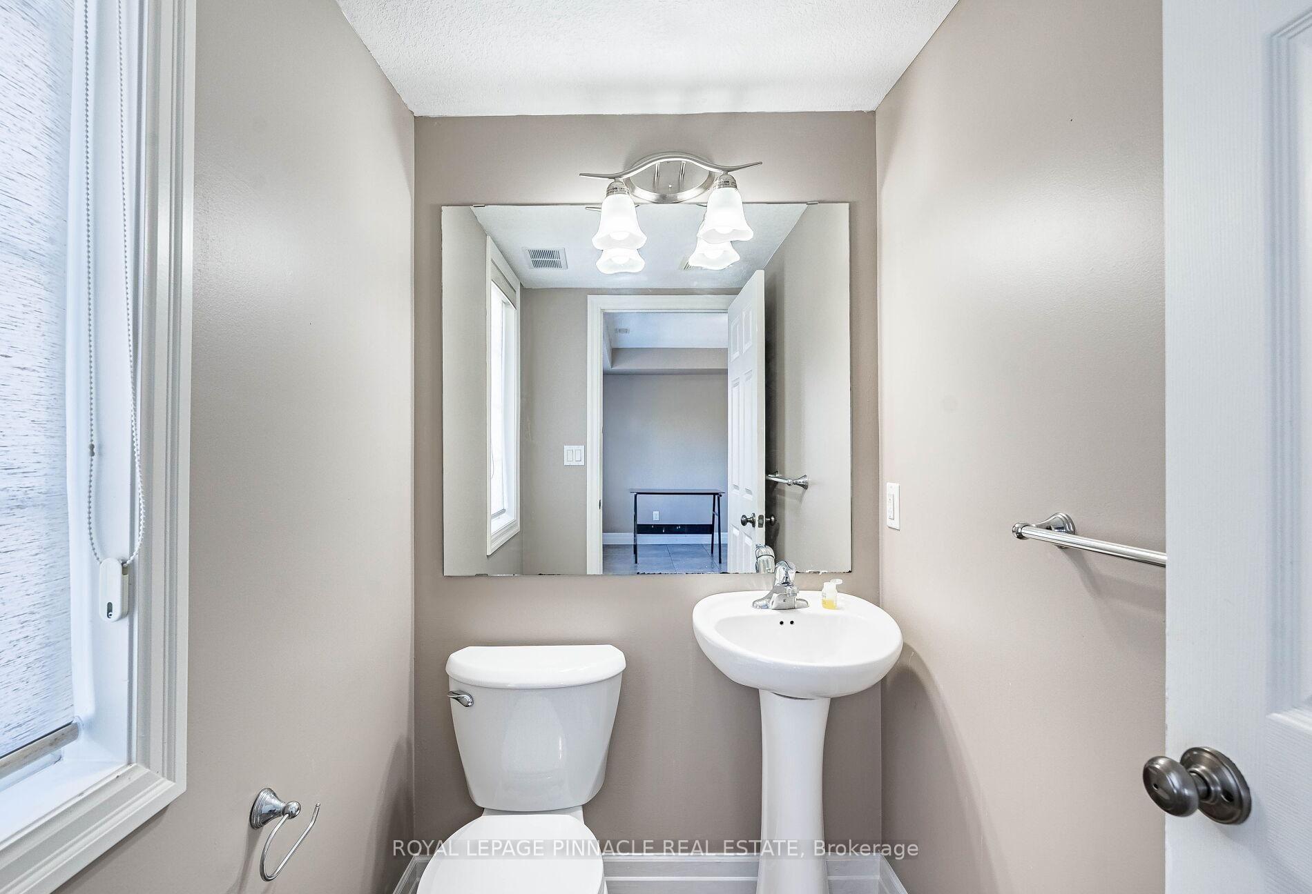 Photo 4 of Unit 15, 275 Old Huron Road E, Kitchener, Brigadoon — HOMEH