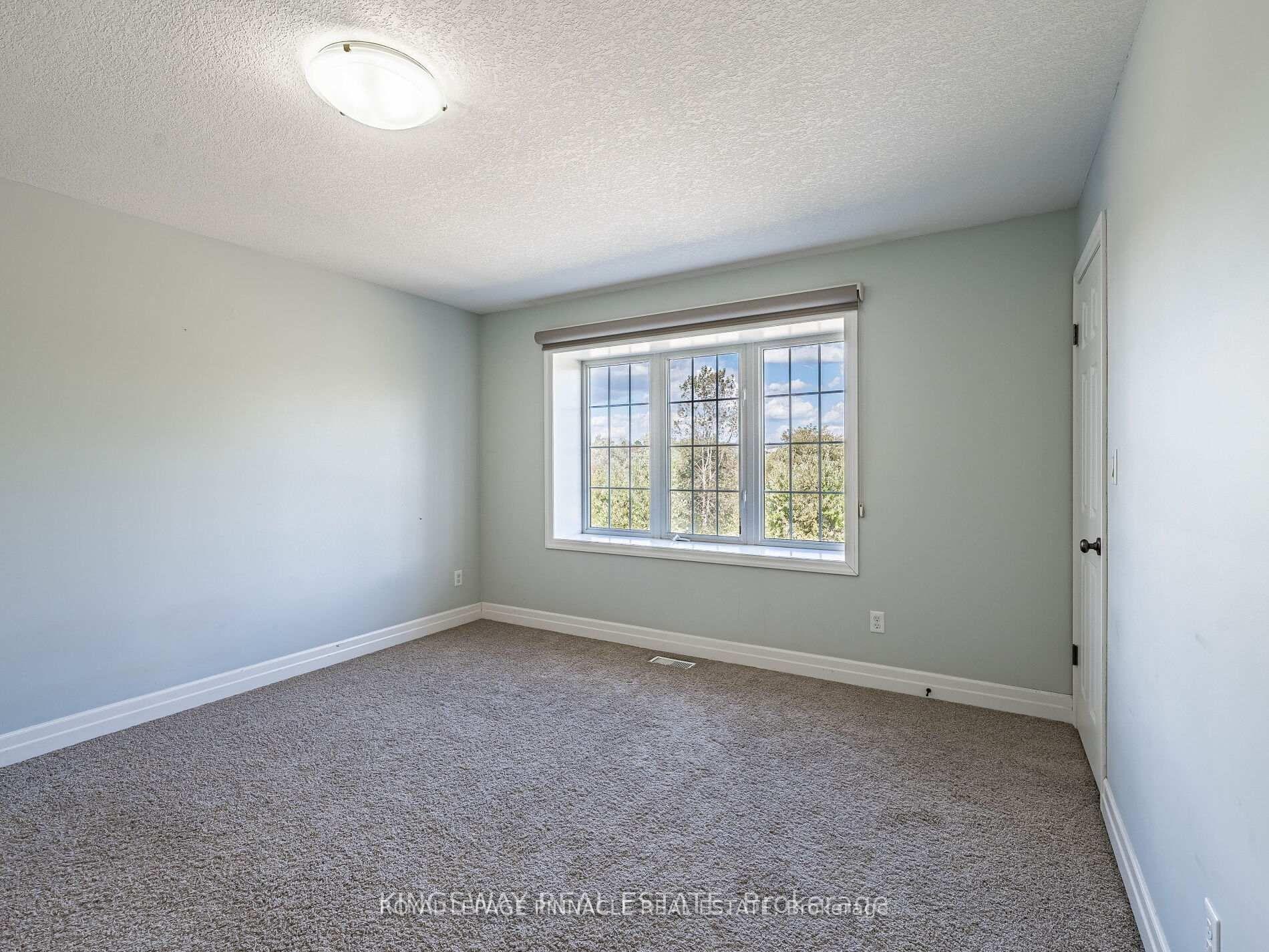 Photo 11 of Unit 15, 275 Old Huron Road E, Kitchener, Brigadoon — HOMEH