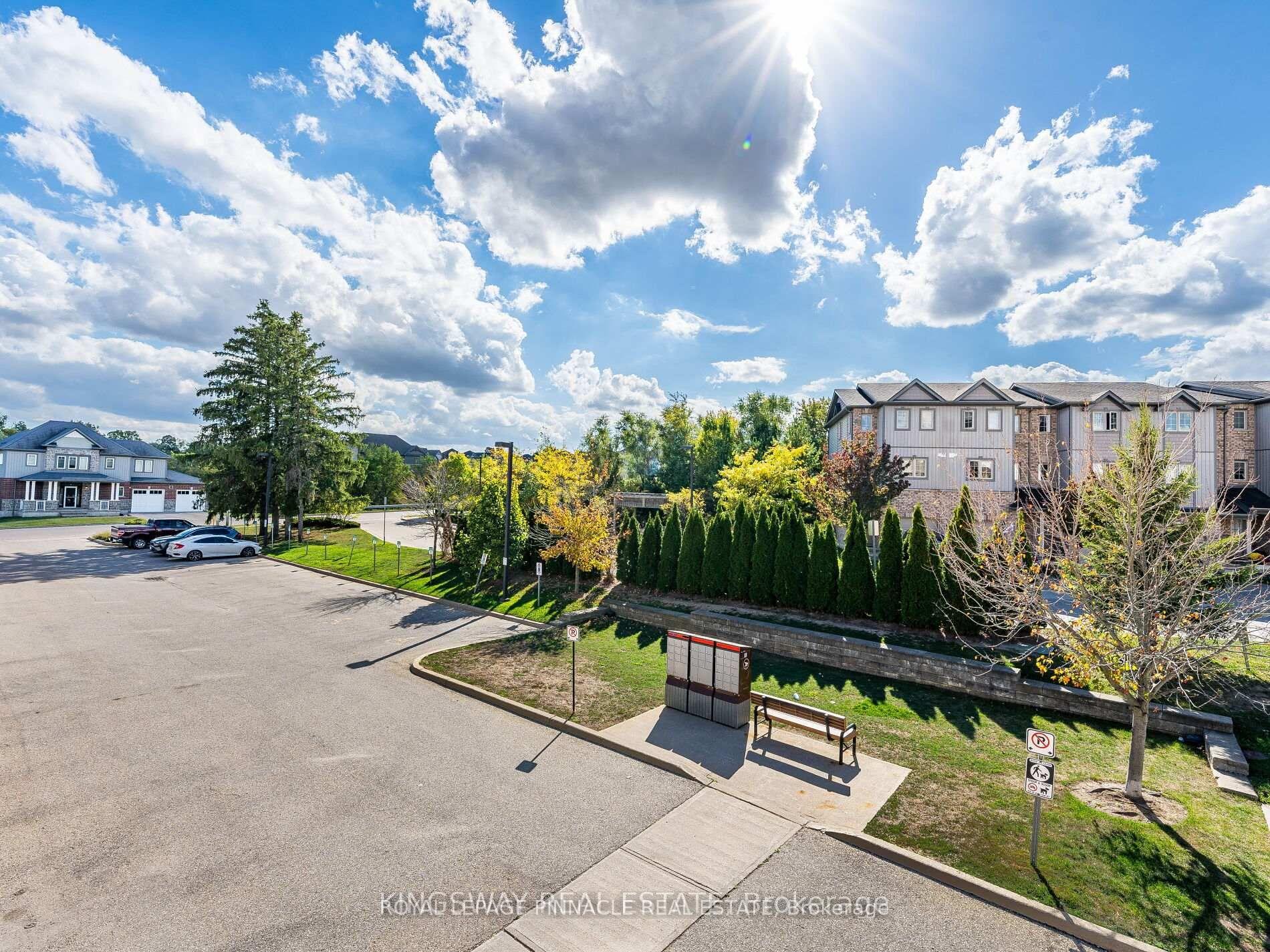 Photo 25 of Unit 15, 275 Old Huron Road E, Kitchener, Brigadoon — HOMEH