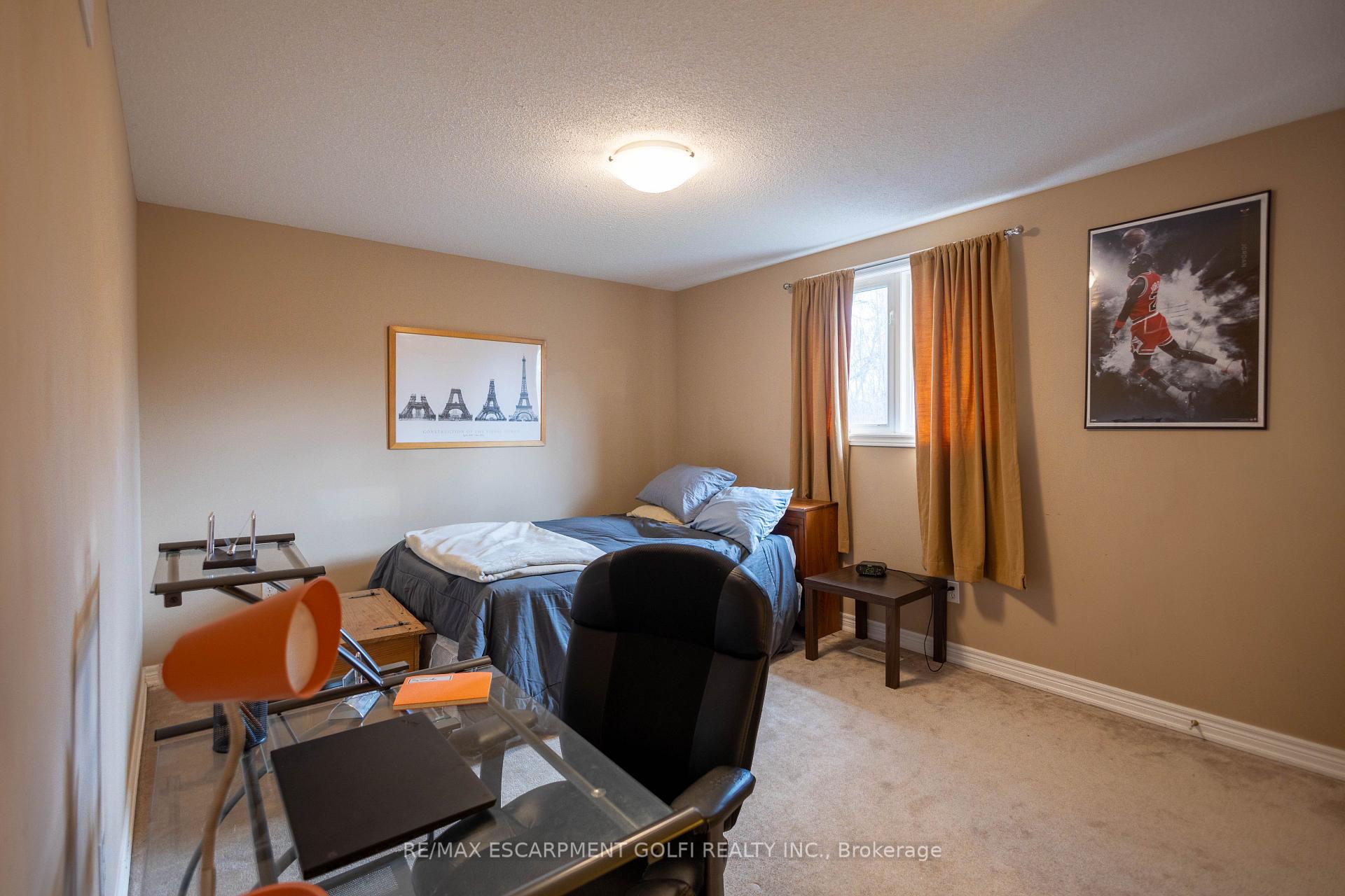 Photo 27 of 216 Diiorio Circle, Hamilton, Meadowlands — HOMEH