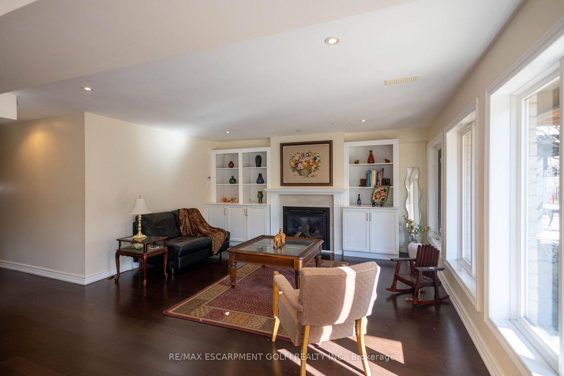 Photo 31 of 216 Diiorio Circle, Hamilton, Meadowlands — HOMEH