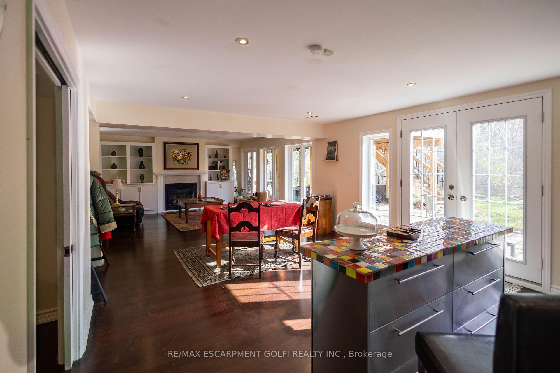 Photo 33 of 216 Diiorio Circle, Hamilton, Meadowlands — HOMEH