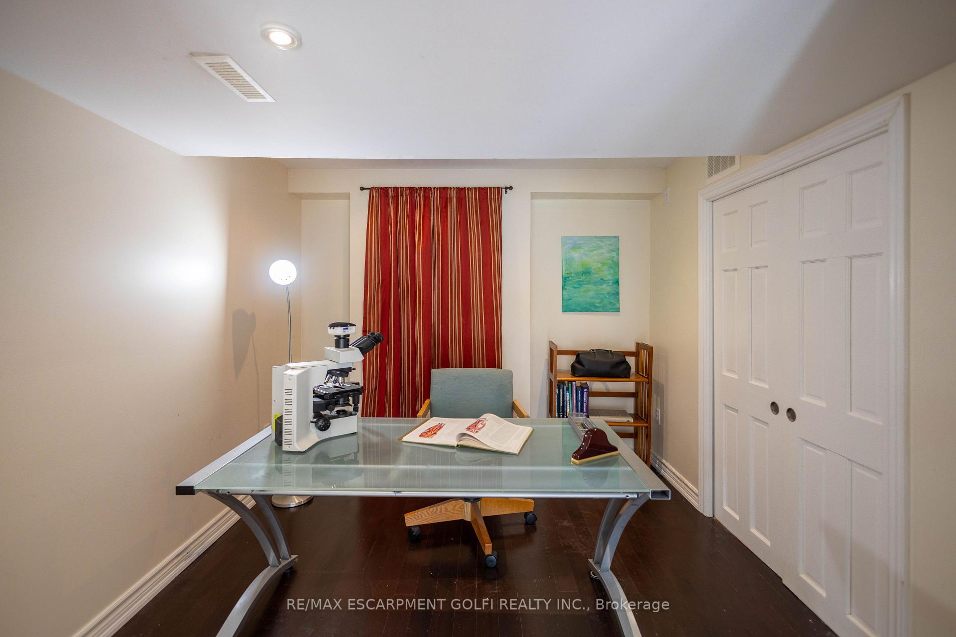 Photo 36 of 216 Diiorio Circle, Hamilton, Meadowlands — HOMEH