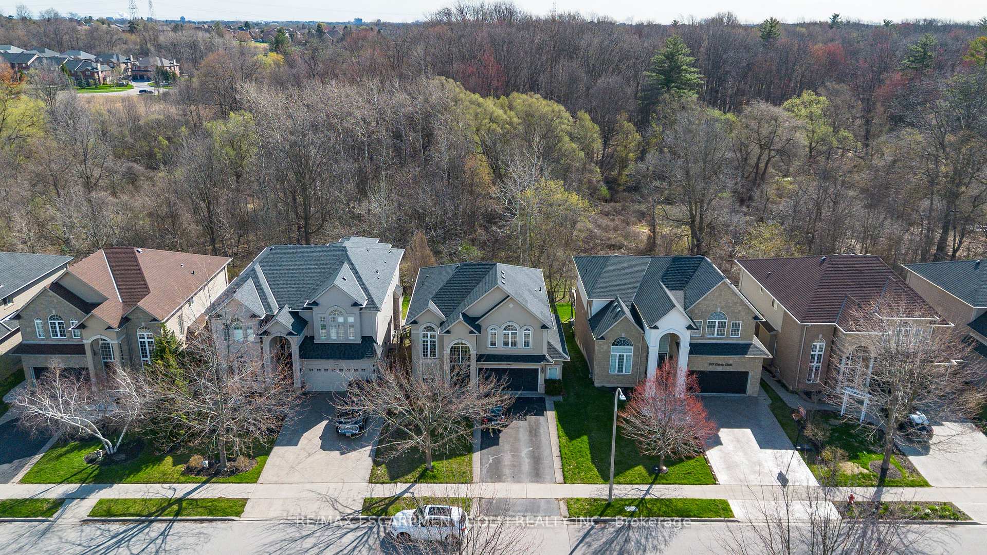Photo 45 of 216 Diiorio Circle, Hamilton, Meadowlands — HOMEH