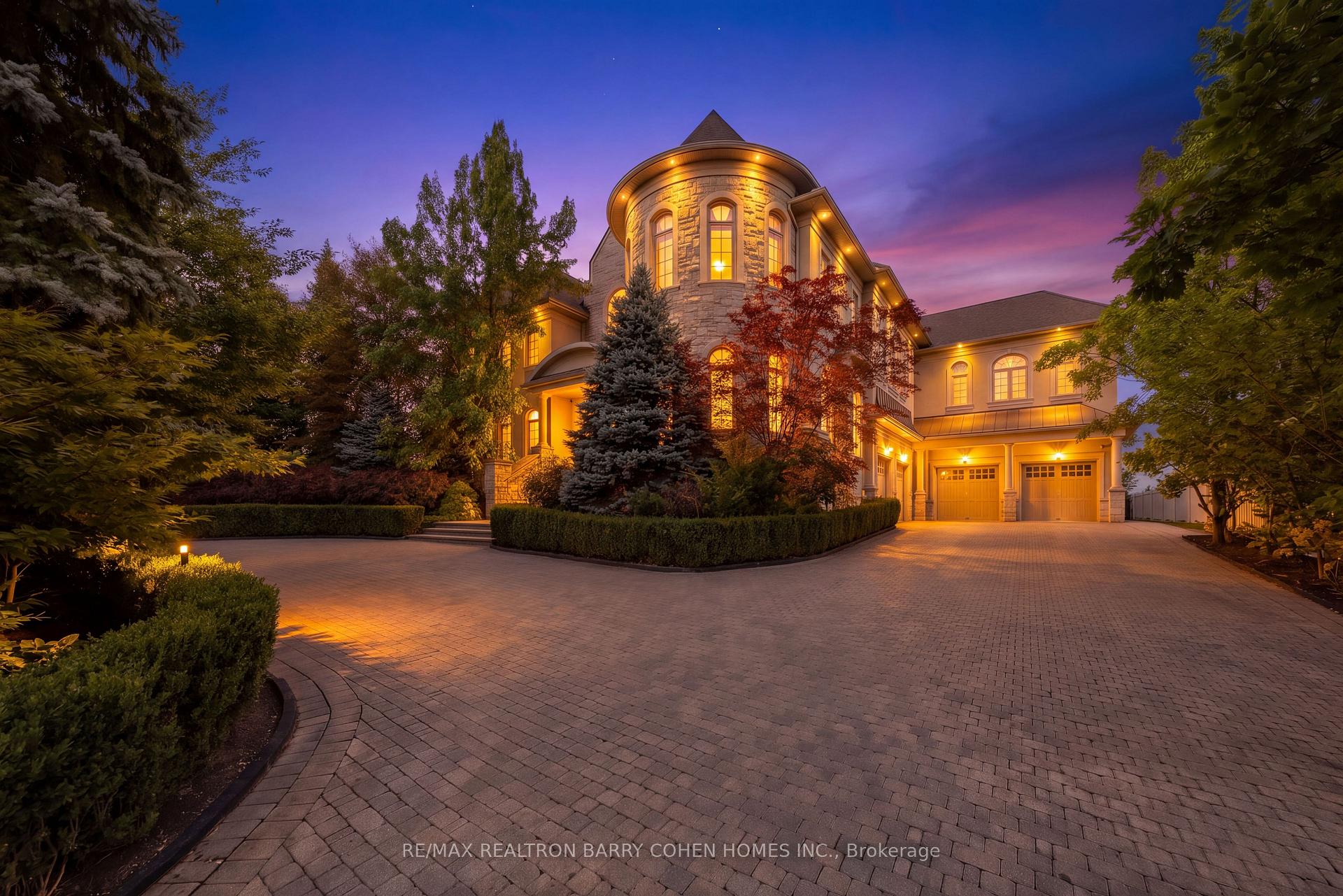 Photo 2 of 65 Parr Place, Vaughan, Uplands — HOMEH