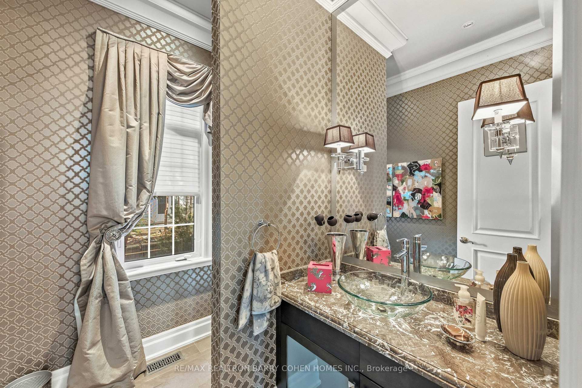Photo 5 of 65 Parr Place, Vaughan, Uplands — HOMEH