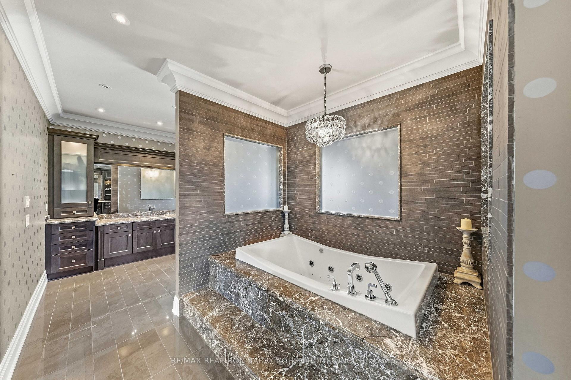 Photo 26 of 65 Parr Place, Vaughan, Uplands — HOMEH