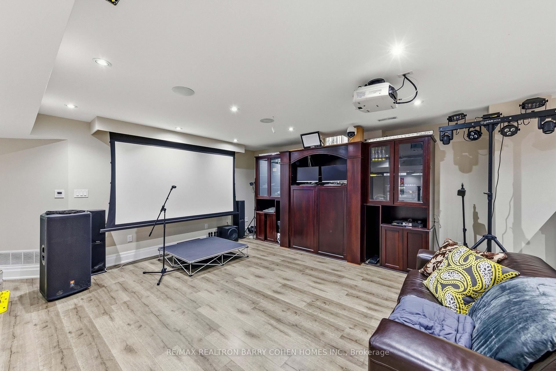 Photo 42 of 65 Parr Place, Vaughan, Uplands — HOMEH