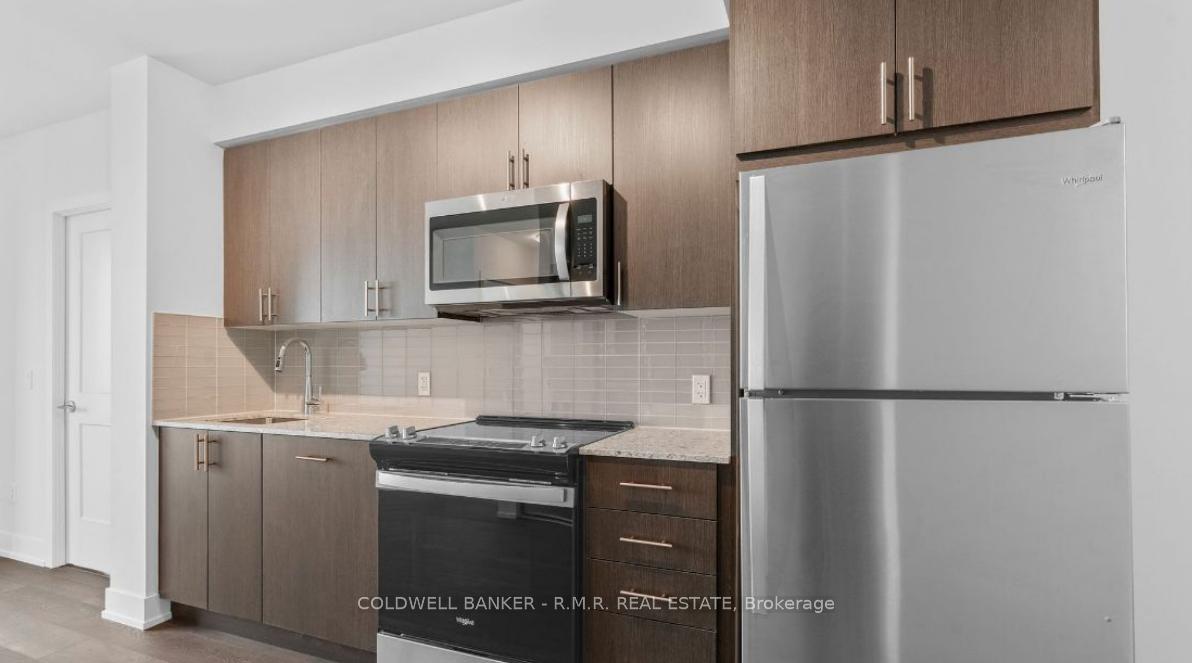 Photo 4 of Unit 2304, 2550 Simcoe Street N, Oshawa, Windfields — HOMEH