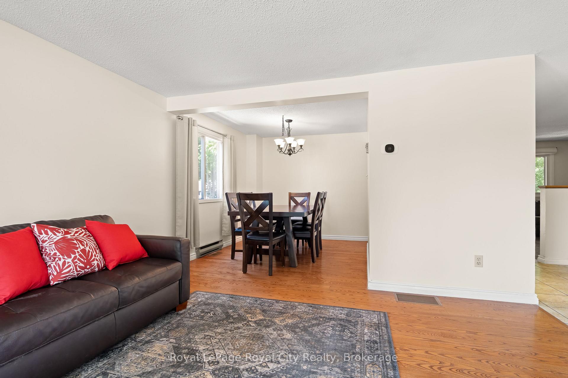 Photo 6 of 121 Imperial Road N, Guelph, Willow West/Sugarbush/West Acres — HOMEH