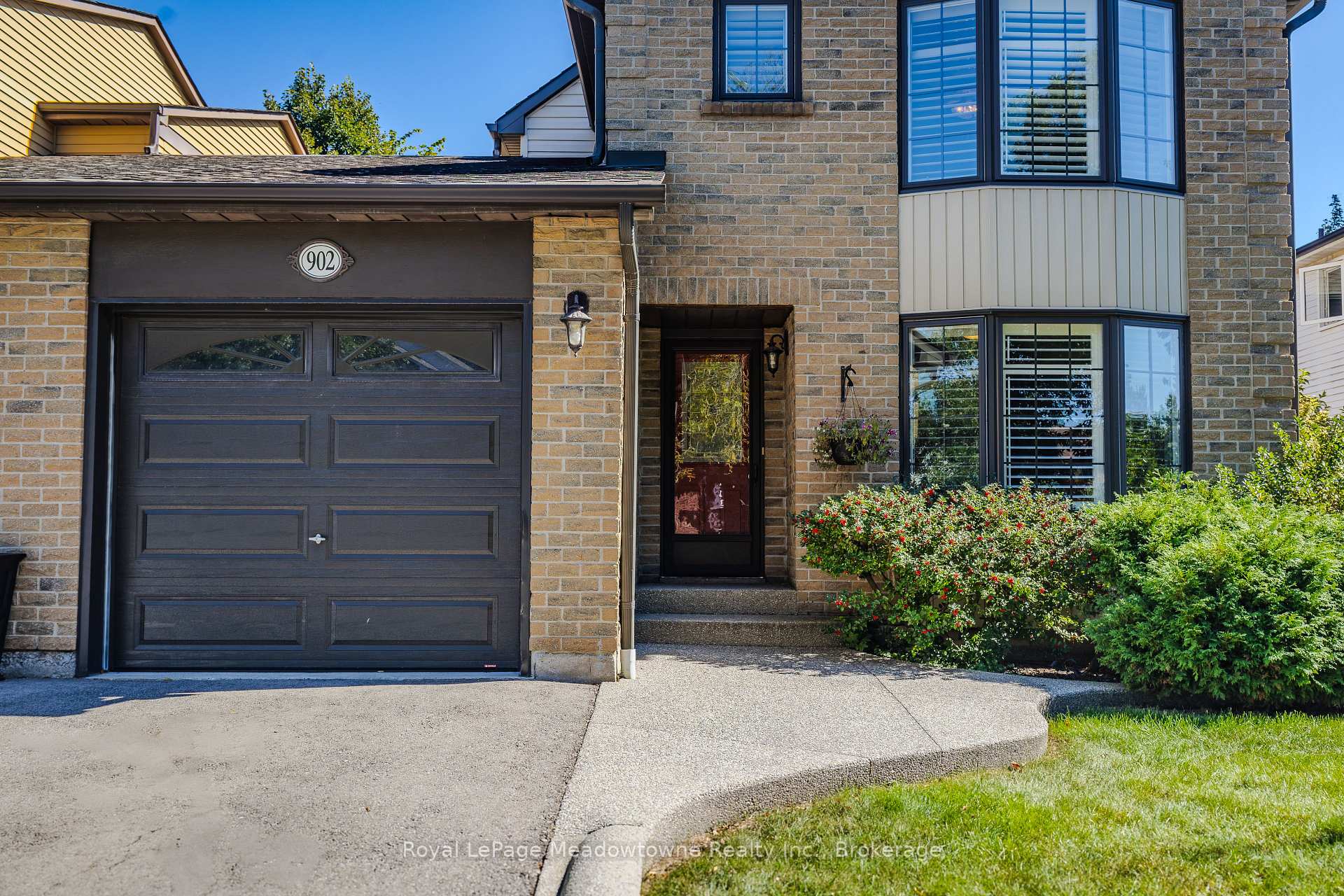 Photo 3 of 902 Laurier Avenue, Milton, Timberlea — HOMEH