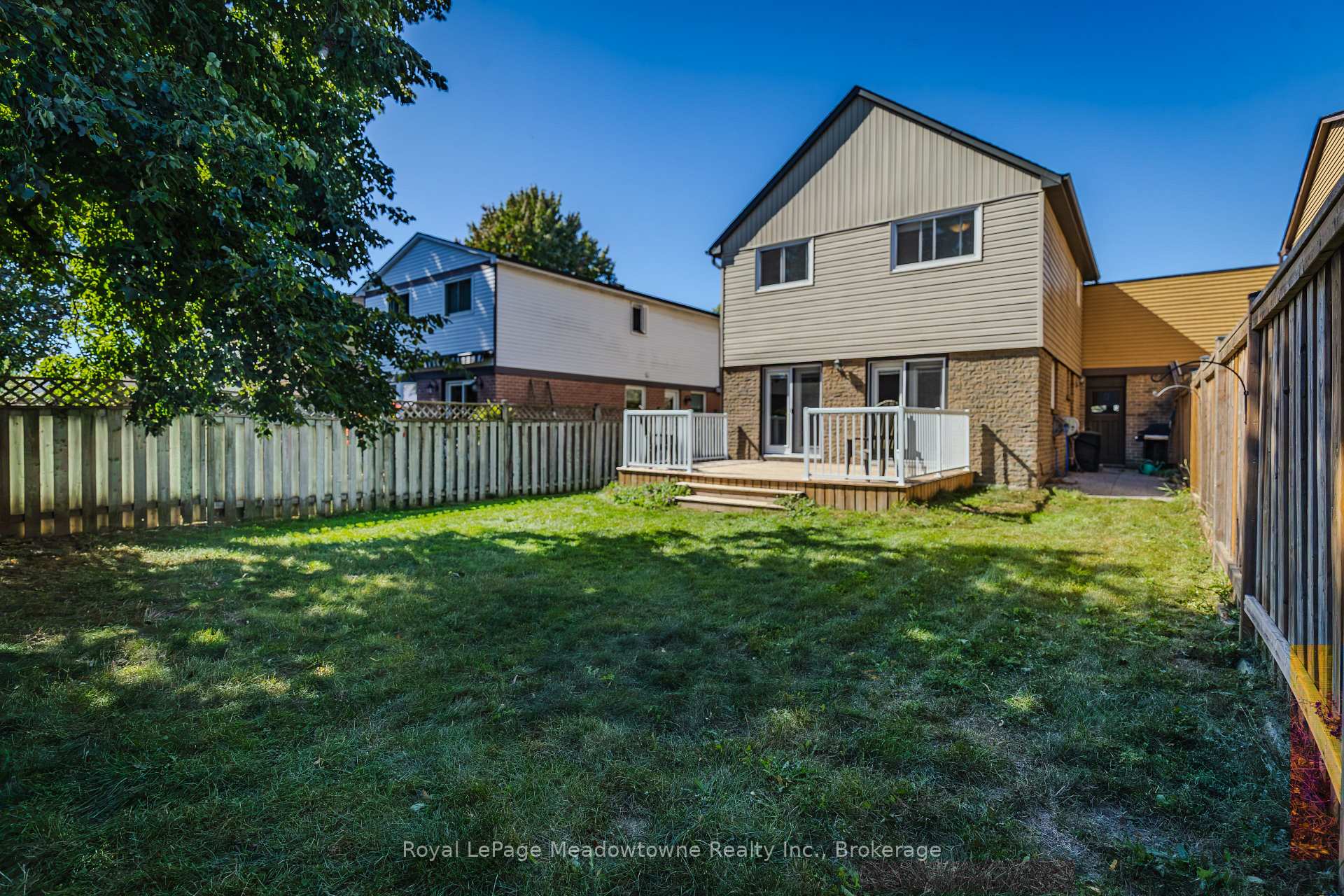 Photo 35 of 902 Laurier Avenue, Milton, Timberlea — HOMEH