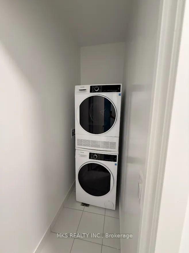 Photo 2 of Unit 1107, 180 Front Street E, Toronto, Moss Park — HOMEH