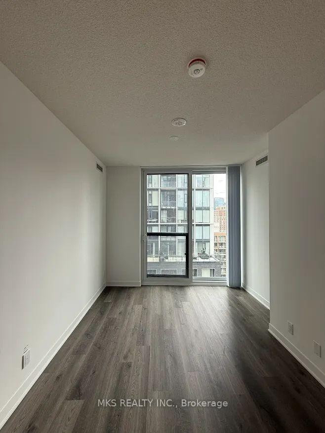 Photo 4 of Unit 1512, 180 Front Street E, Toronto, Moss Park — HOMEH